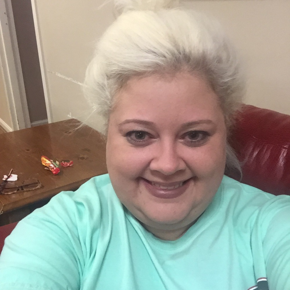 Meet your Posher, Tiffani